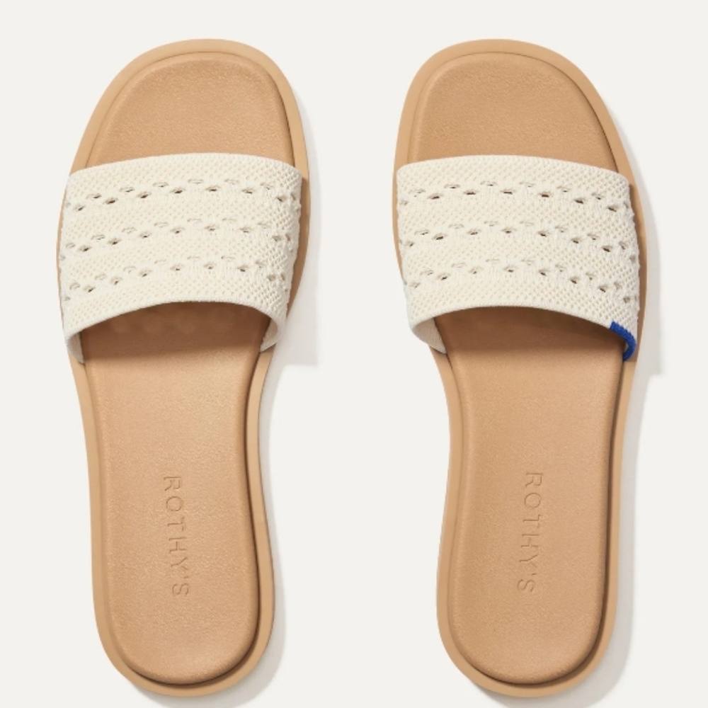 The Slide Sandal in Sandy Crochet Rothy's - Picture 3 of 5